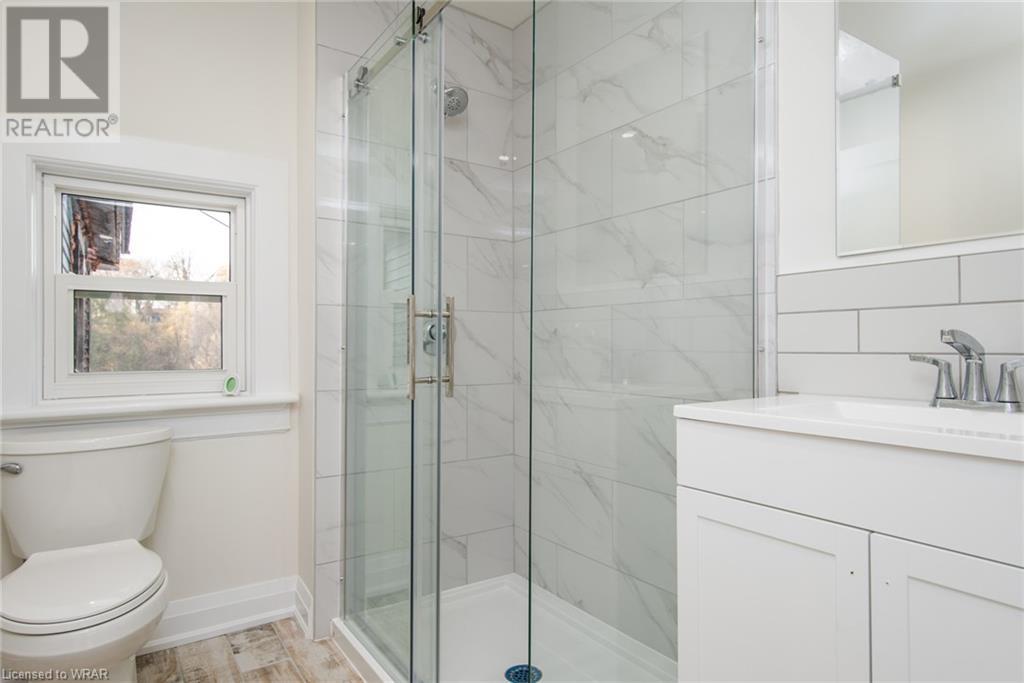 601 LANCASTER Street Unit# Upper