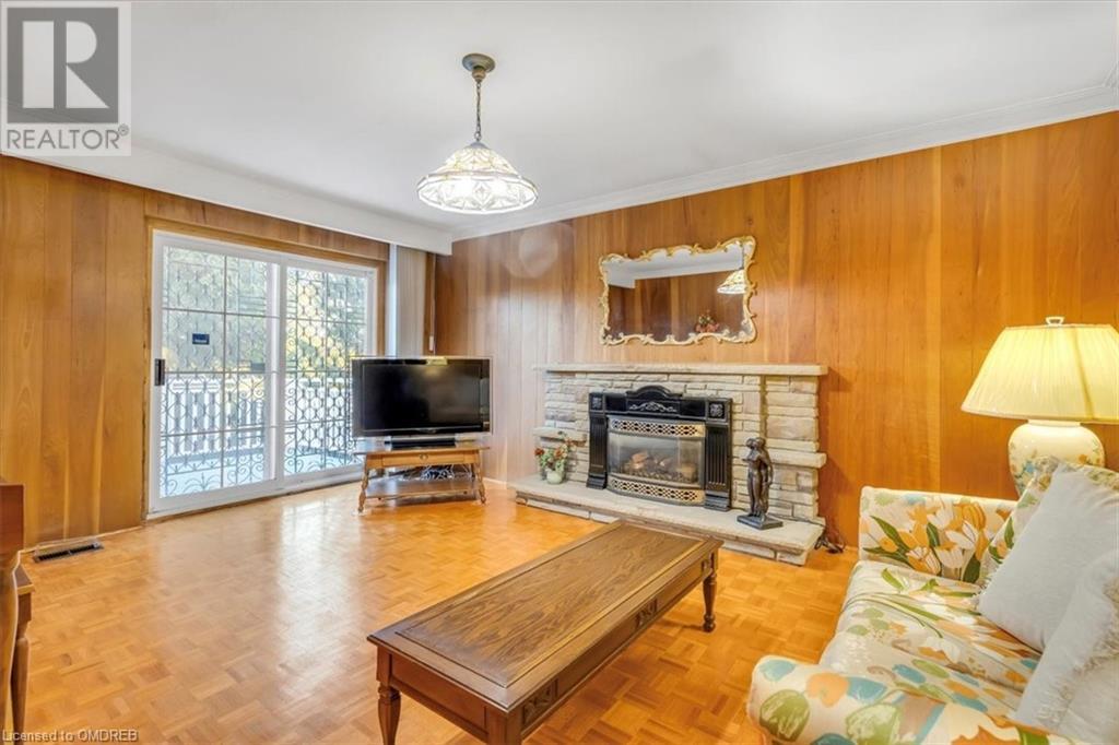 331 MARKLAND Drive