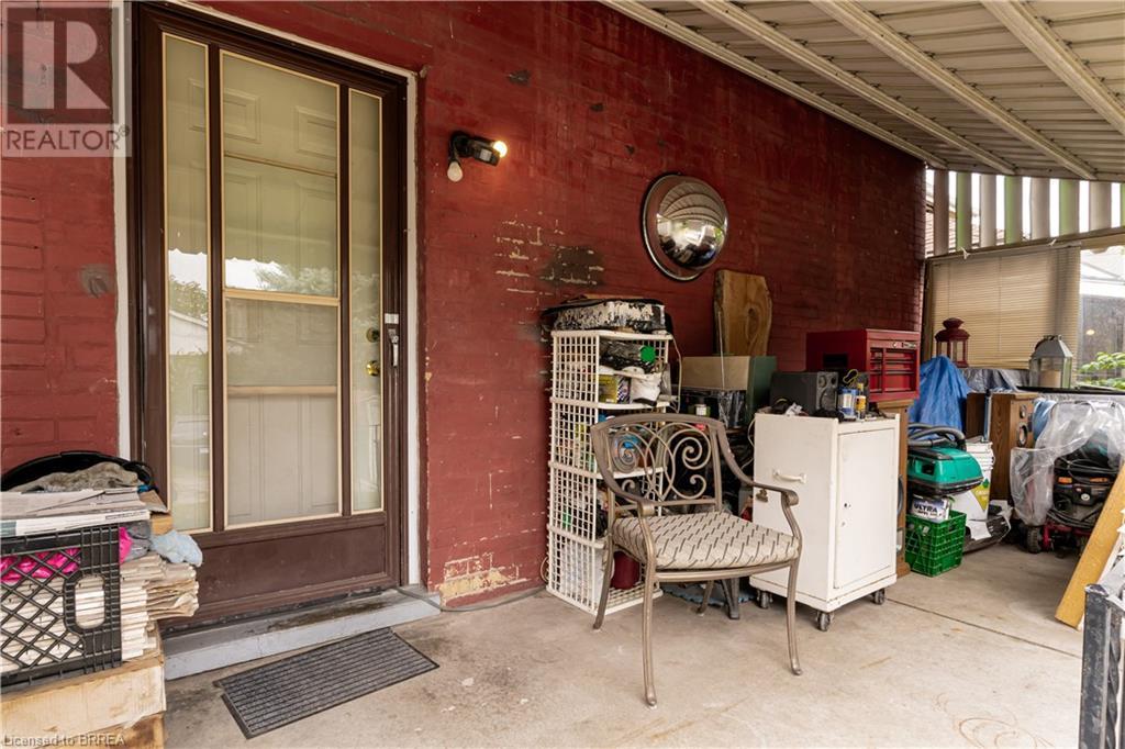 121 CLARENCE Street
