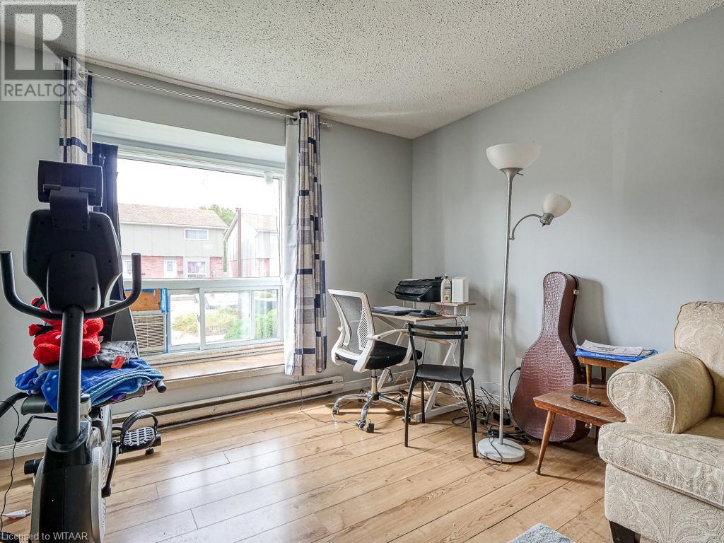 394 SPRINGBANK Avenue Unit# 1