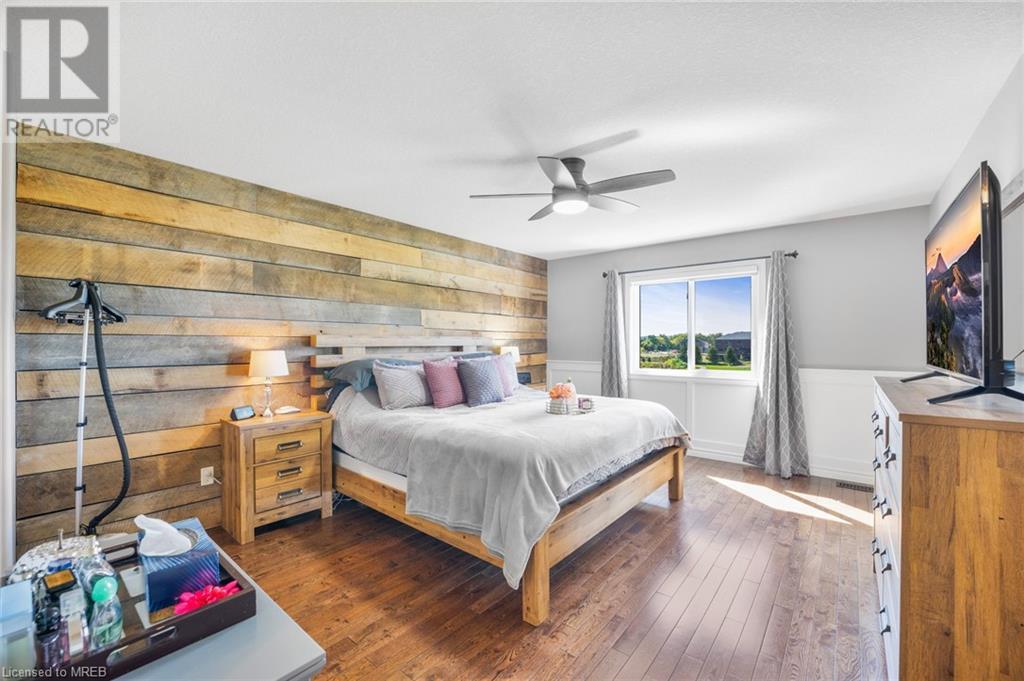 468 FAIRWAY Road