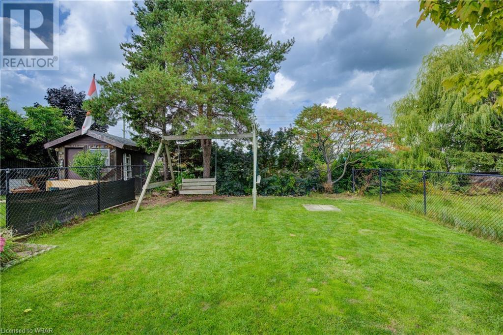 681 PINEROW Crescent Unit# A