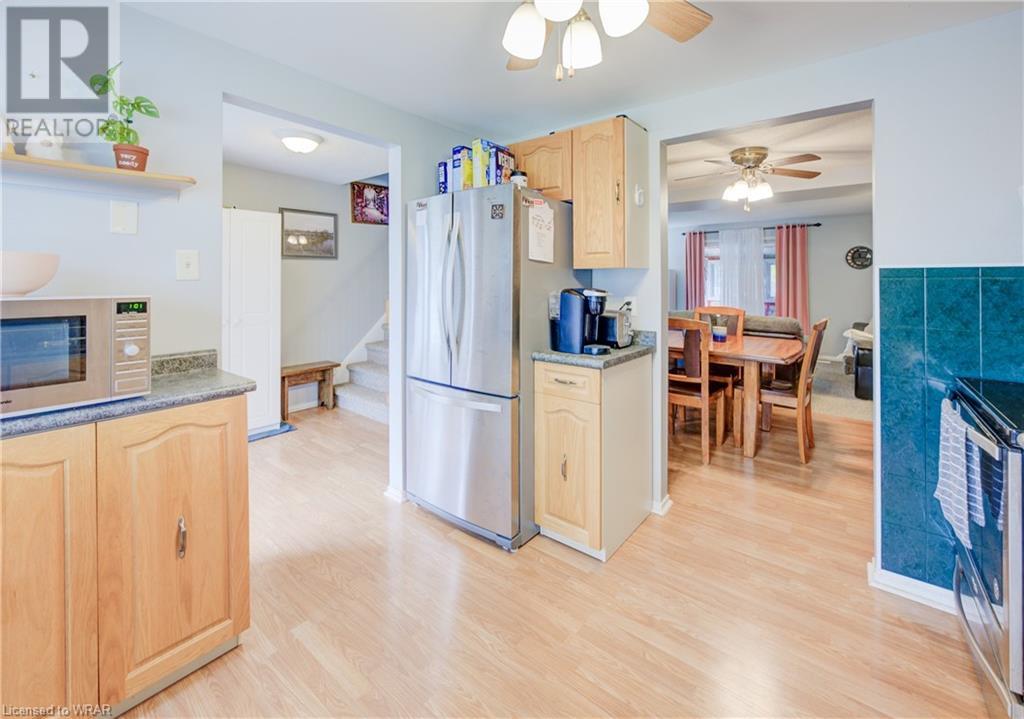 681 PINEROW Crescent Unit# A