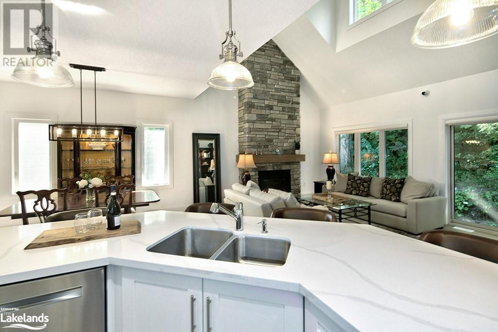 104 SCHOONERS Lane