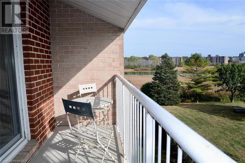 580 ARMSTRONG Road Unit# 411