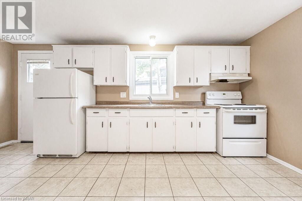 32B KAREN Walk