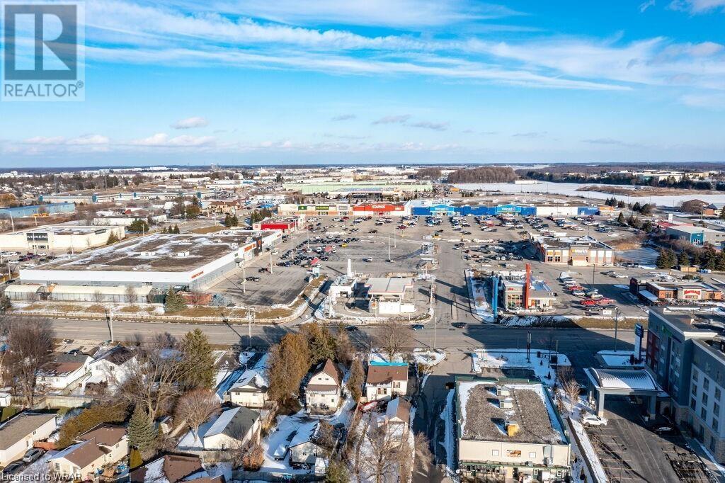 506 LAMPMAN Place