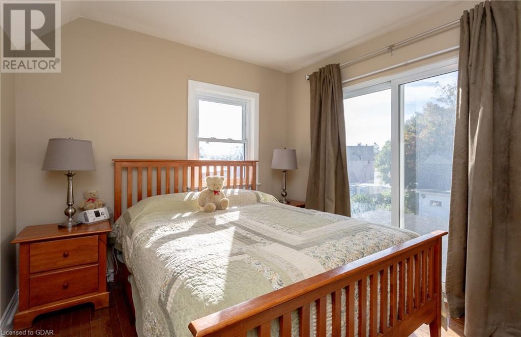 23 FAIRVIEW Avenue