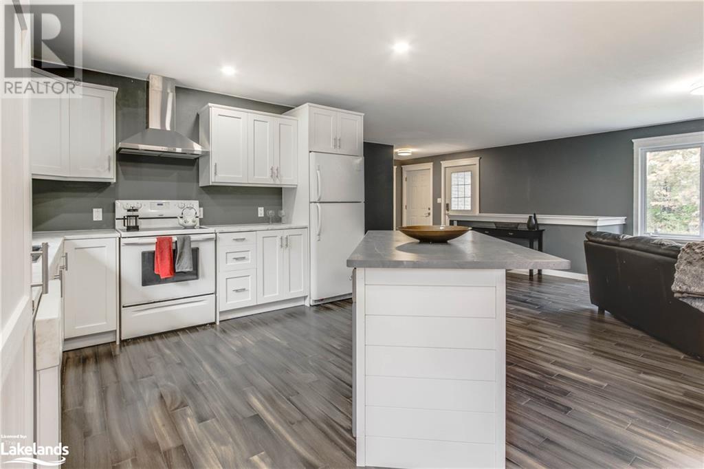 Listing 40497393 - Large Photo # 11
