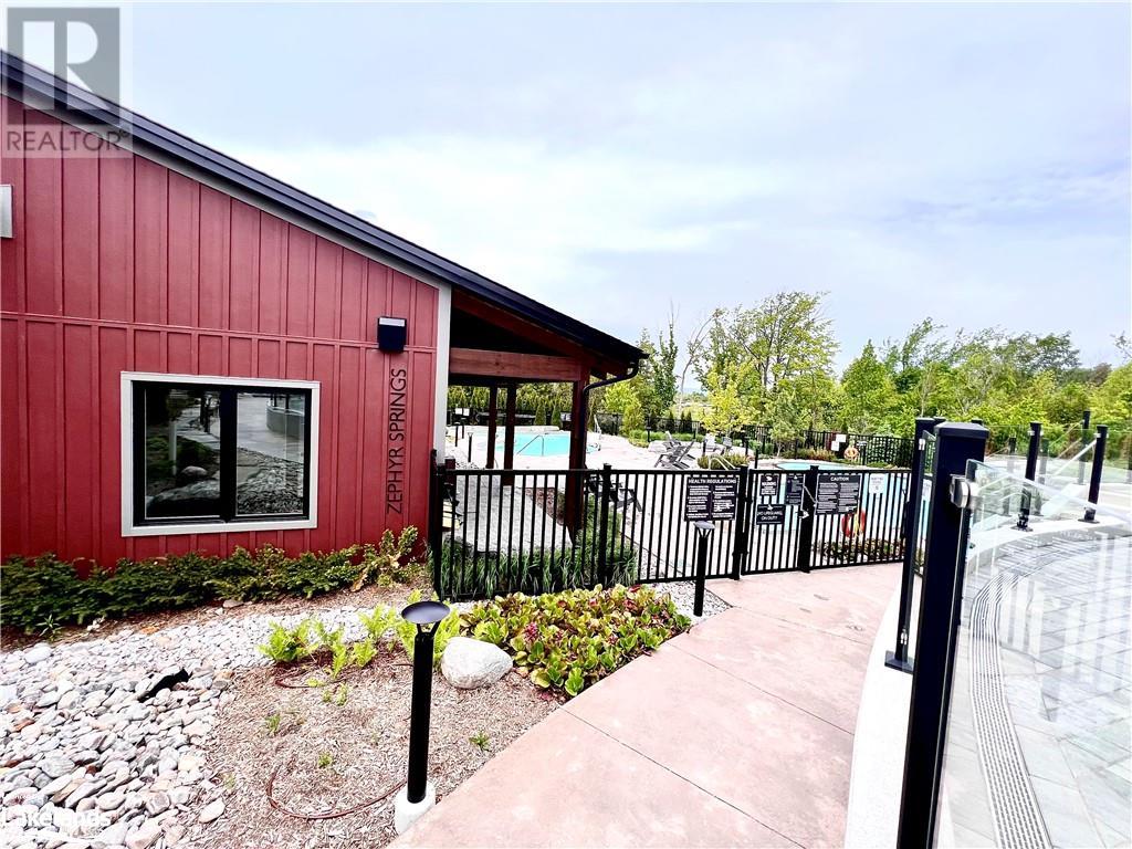 13 BEAUSOLEIL Lane Unit# 205