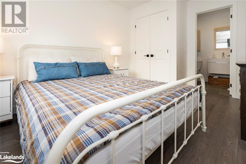 13 BEAUSOLEIL Lane Unit# 205