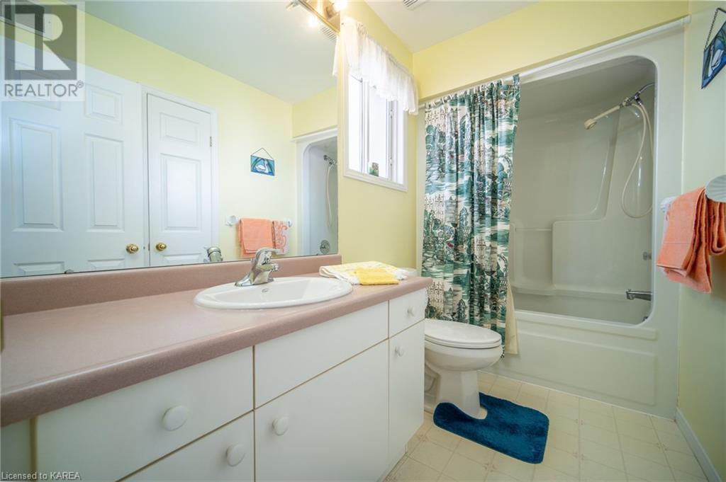 2 FORCHUK Crescent