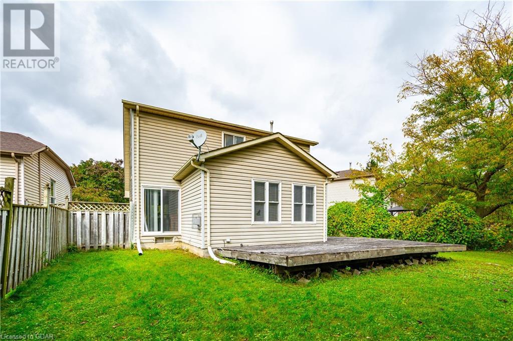 632 HOLMAN Crescent