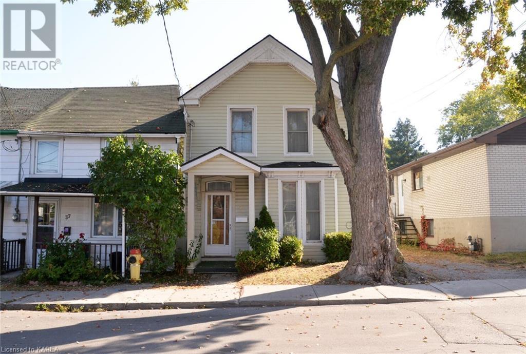 35 MAIN Street