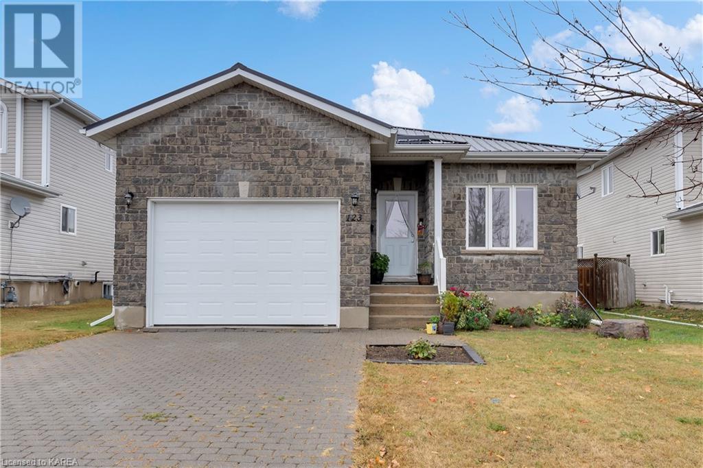 123 MACDOUGALL Drive
