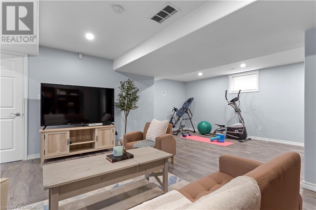 123 MACDOUGALL Drive