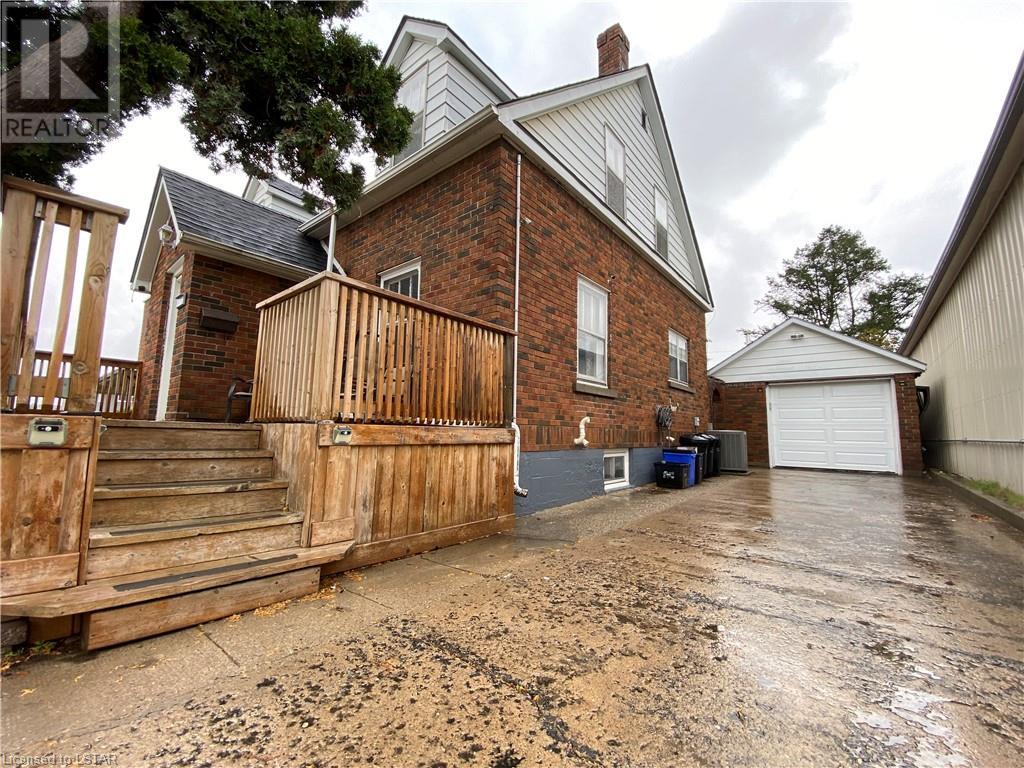 575 JAMES Street