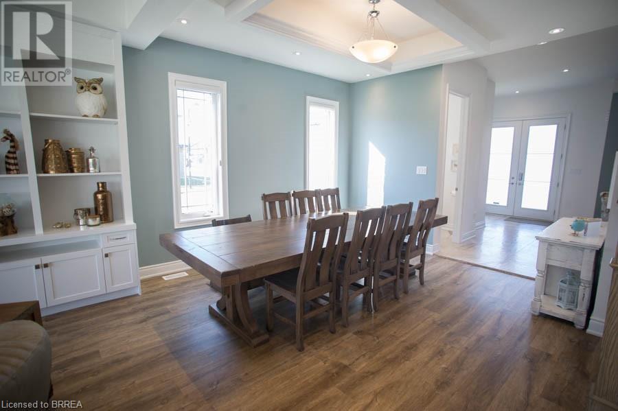 113 COURT Drive
