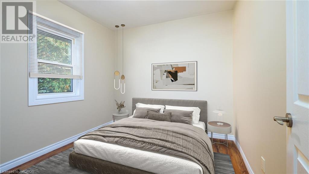 571 9TH STREET 'A' W