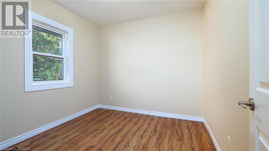 571 9TH STREET 'A' W