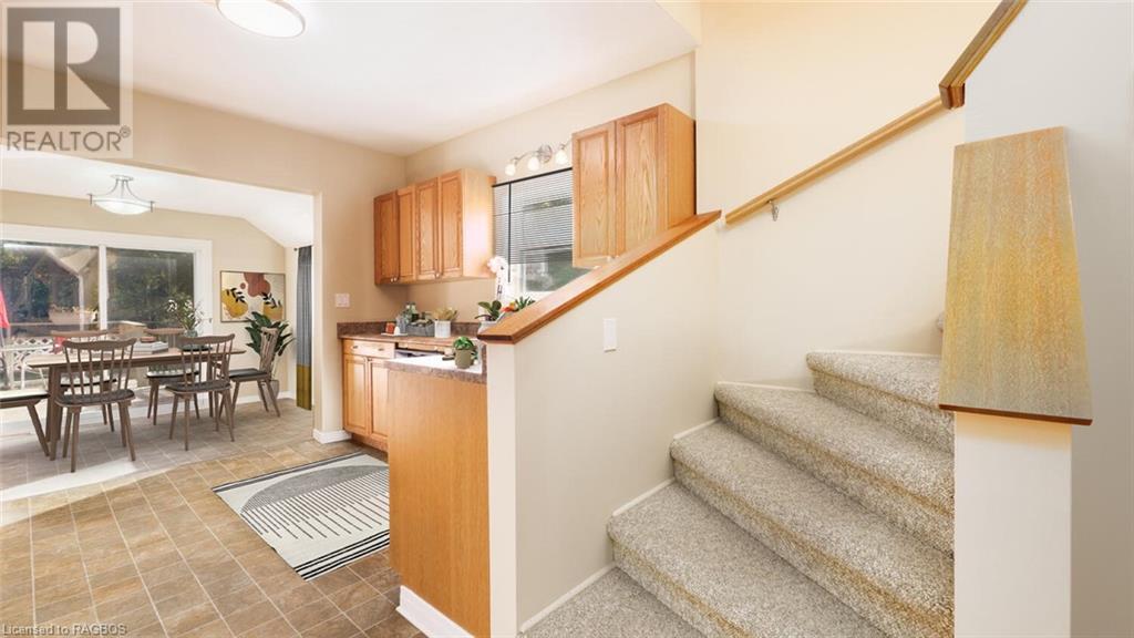 571 9TH STREET 'A' W