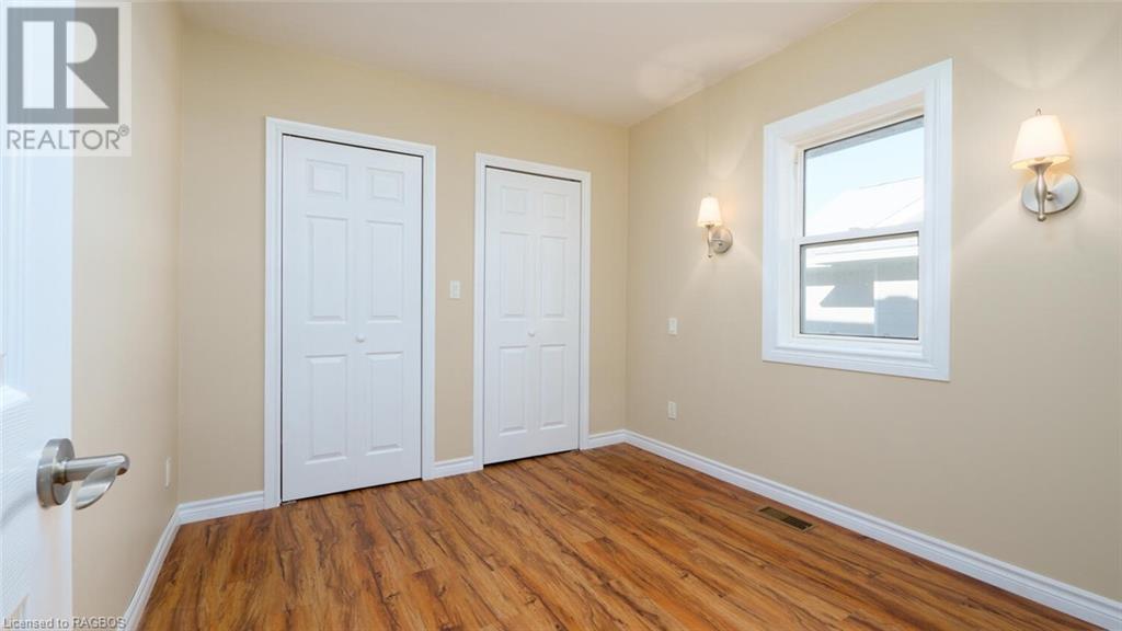 571 9TH STREET 'A' W
