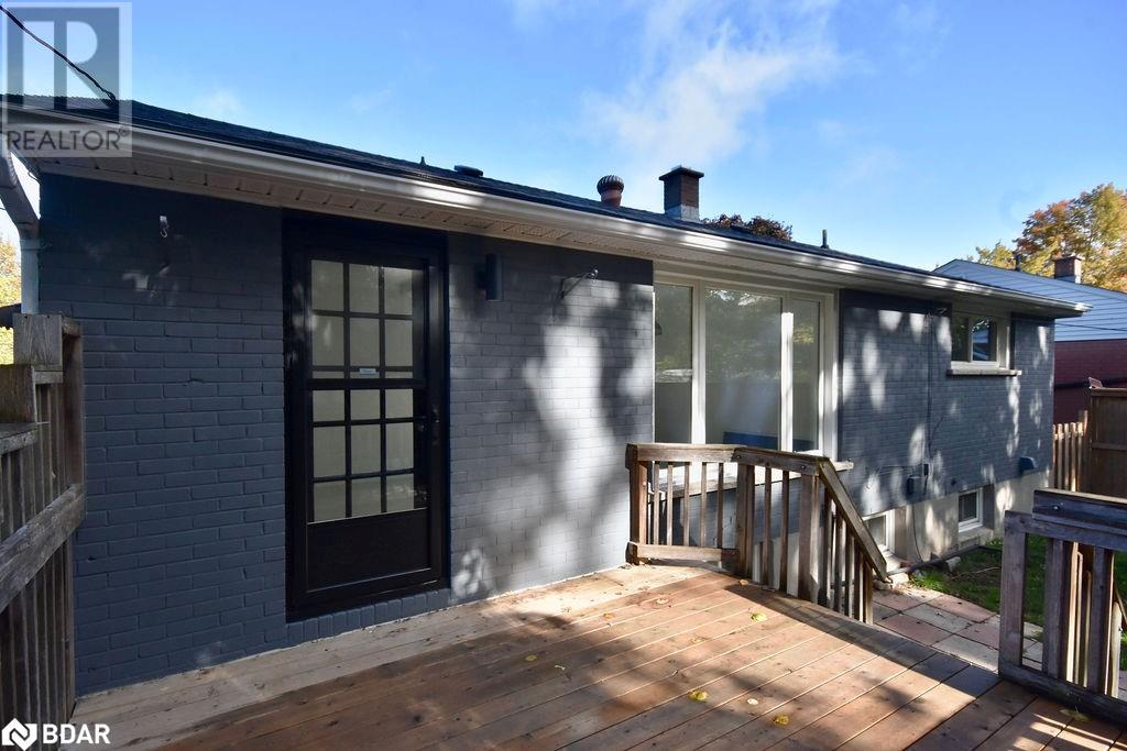 311 JAMES Street E