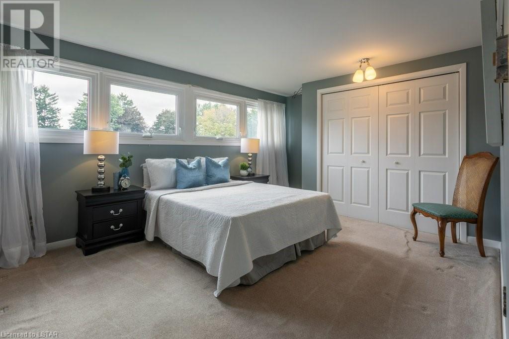 133 SHERWOOD Crescent