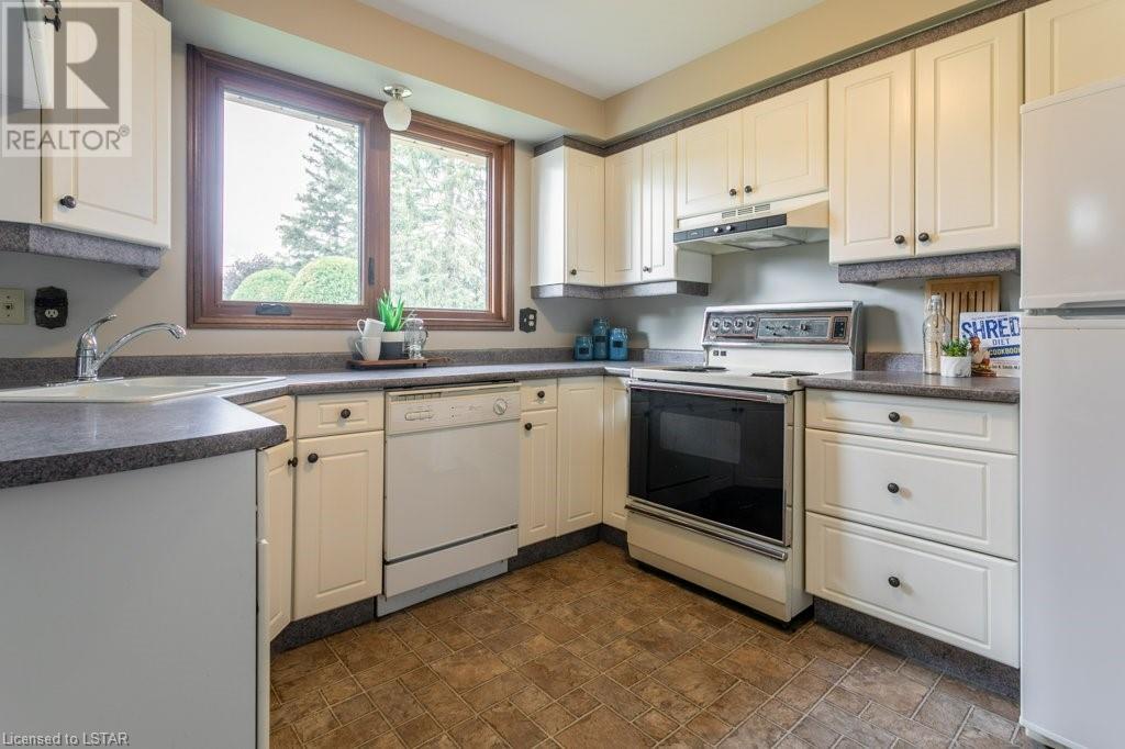 133 SHERWOOD Crescent