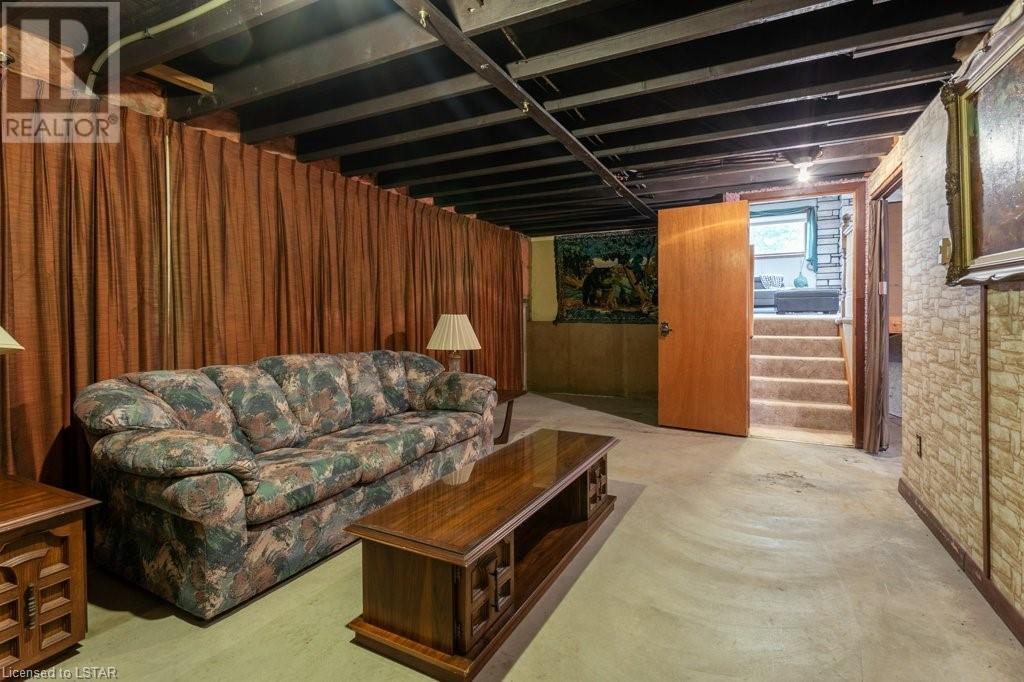 133 SHERWOOD Crescent