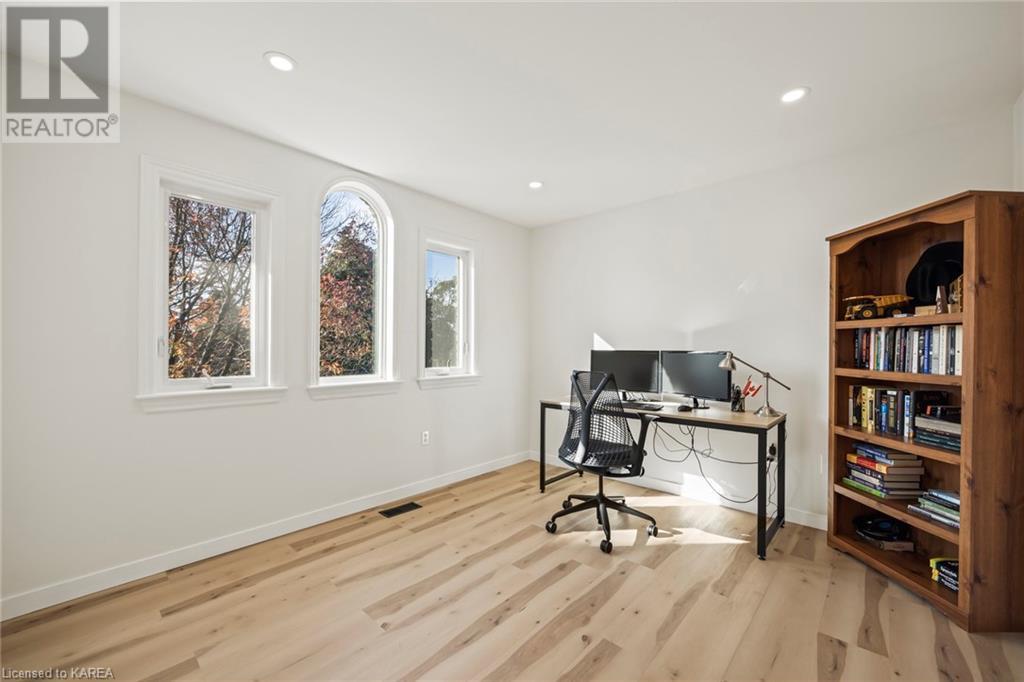 1118 FEATHERSTONE Court