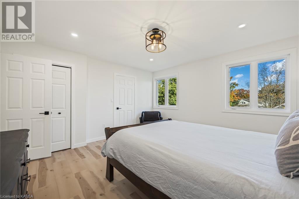 1118 FEATHERSTONE Court