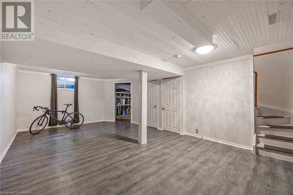 1118 FEATHERSTONE Court