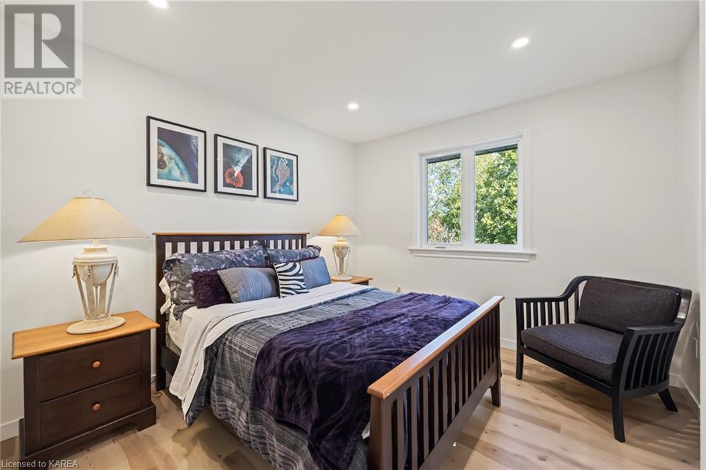 1118 FEATHERSTONE Court
