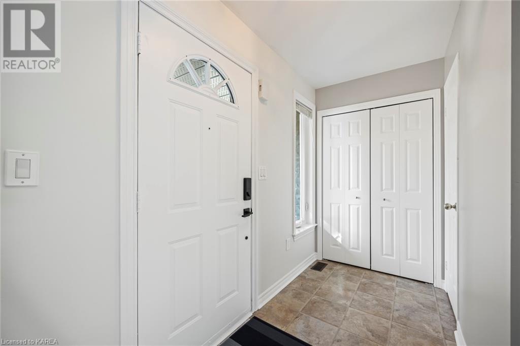 1118 FEATHERSTONE Court