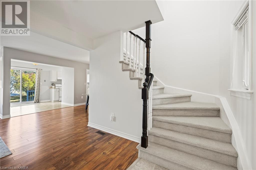 1118 FEATHERSTONE Court