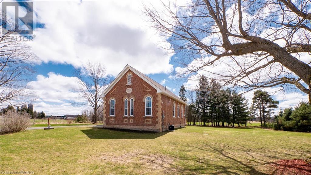 082380 6 Sideroad