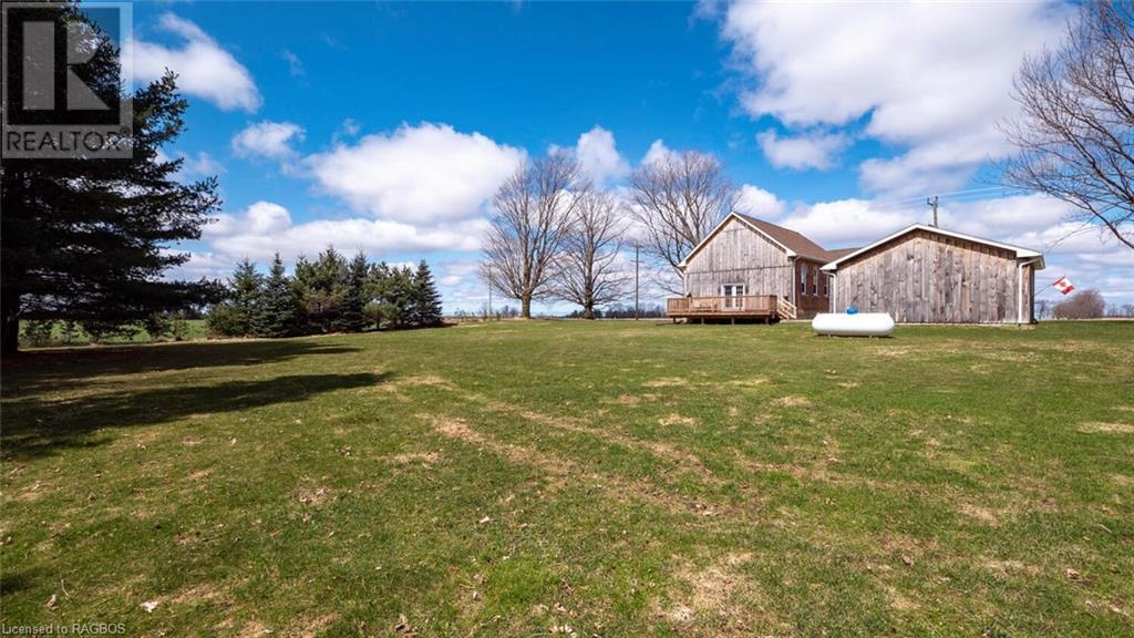 082380 6 Sideroad