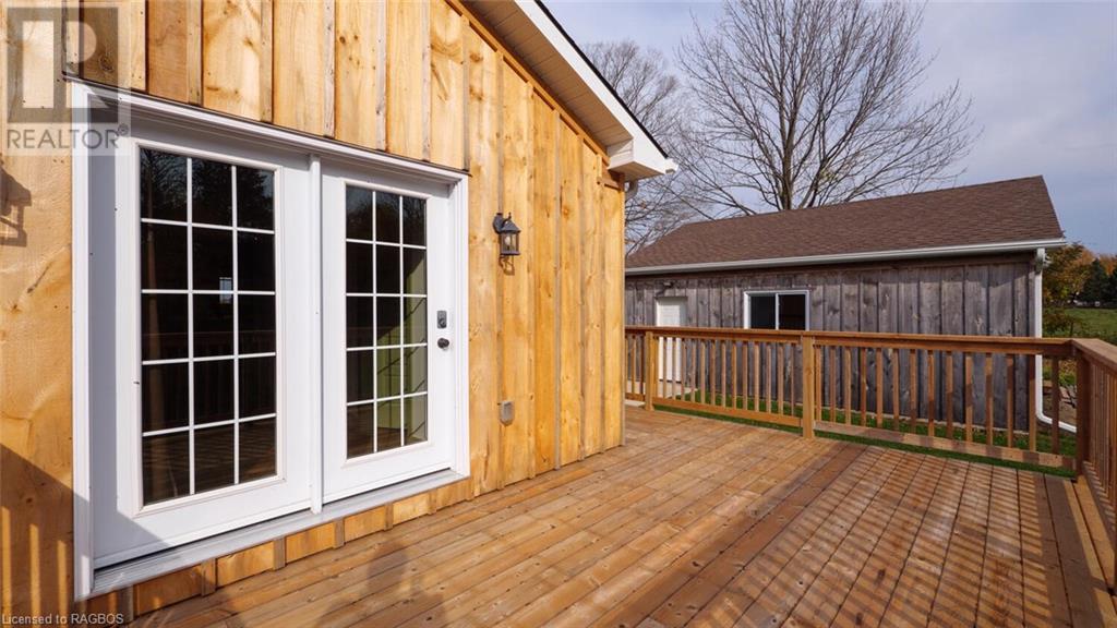082380 6 Sideroad