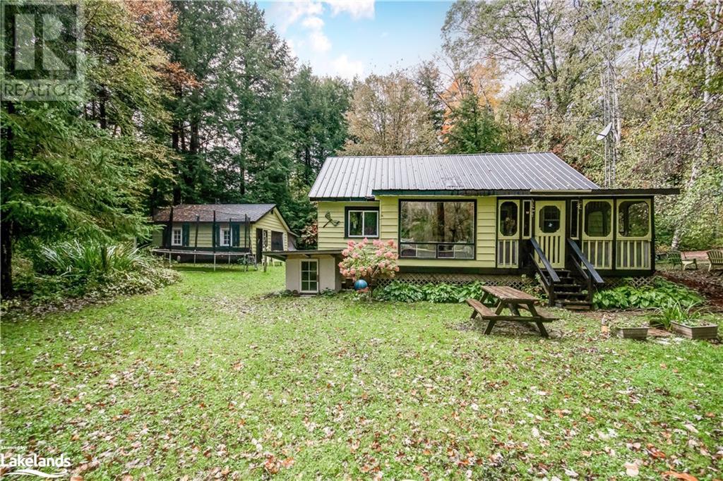 1157 MOON RIVER Road