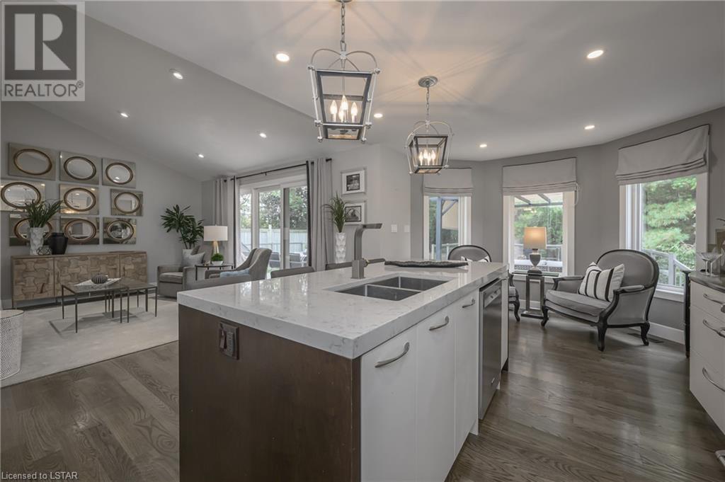 7 PINEHURST Drive
