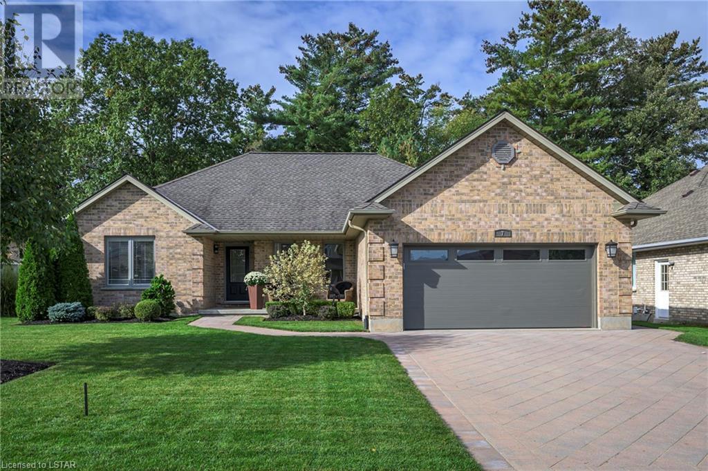 7 PINEHURST Drive