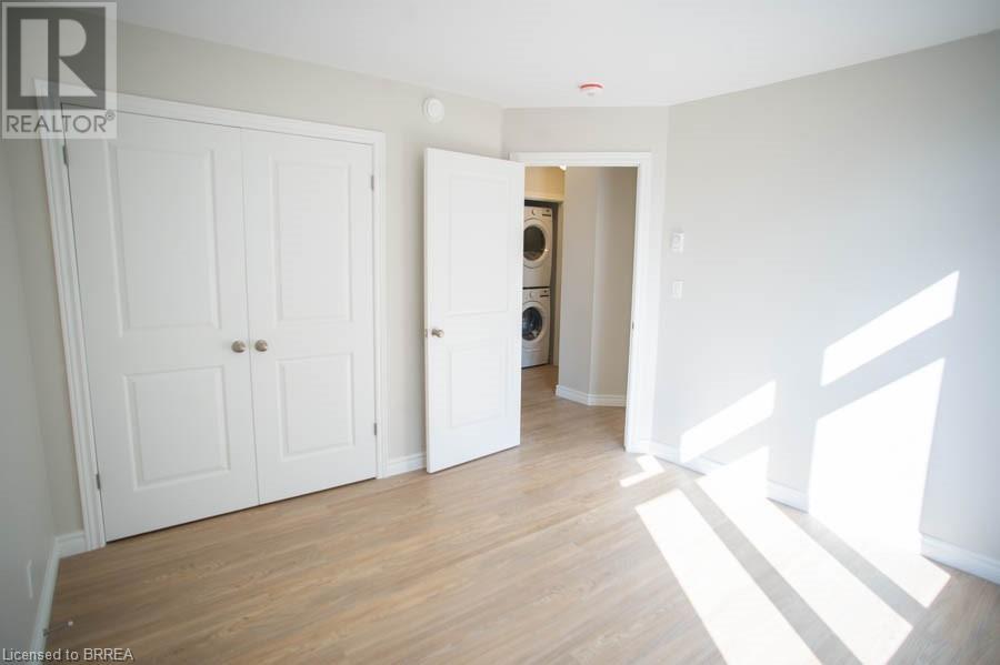 245 METCALFE Street N Unit# REAR