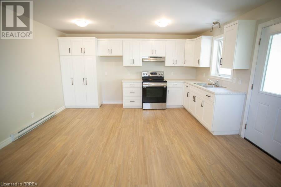 245 METCALFE Street N Unit# LOWER