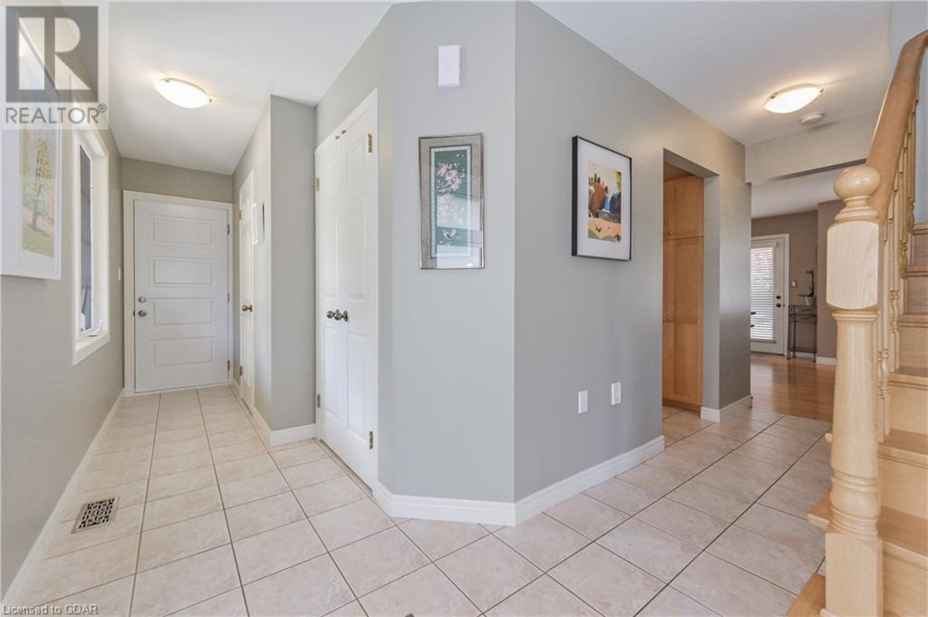42 FRANCES Place