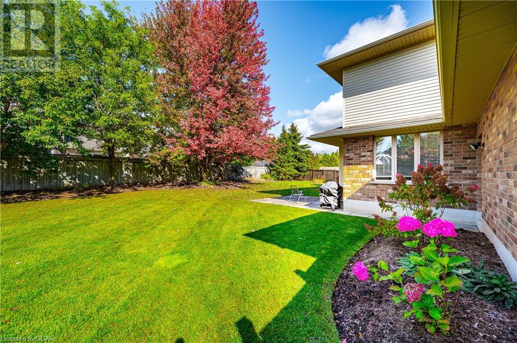 42 FRANCES Place