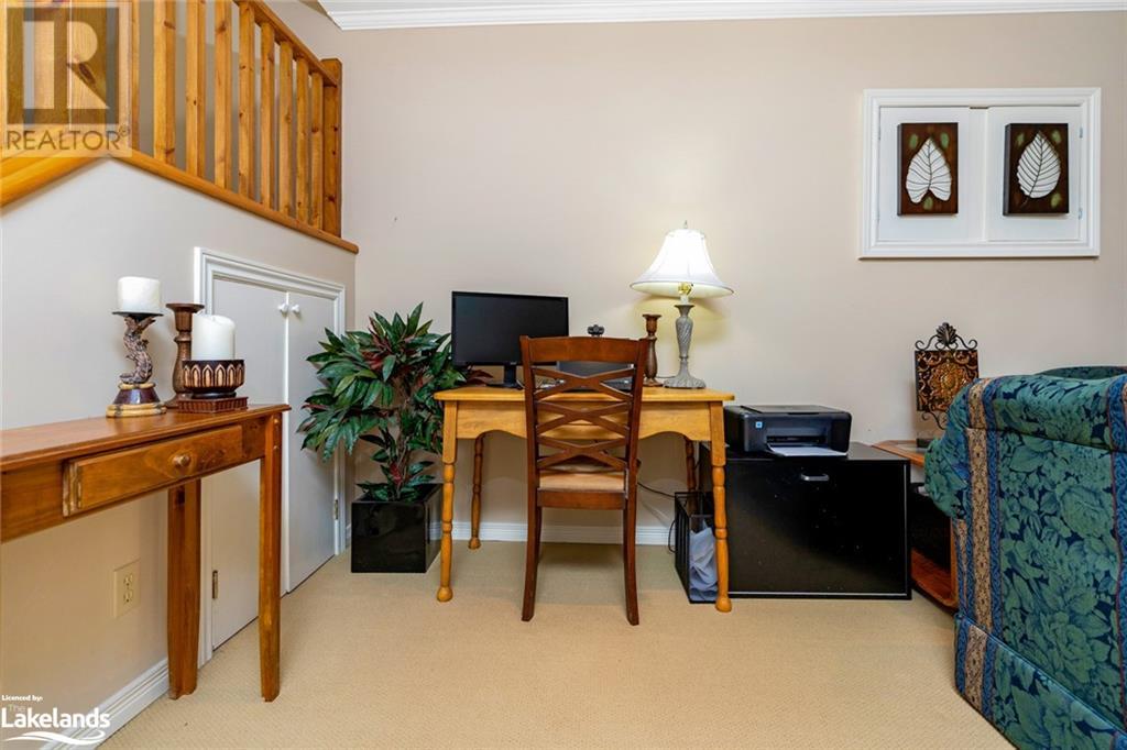 110 LAURIE'S Court