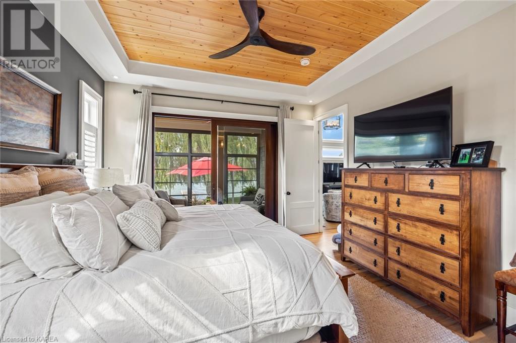 864 STEPHENTOWN Lane