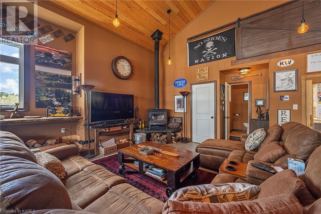 864 STEPHENTOWN Lane
