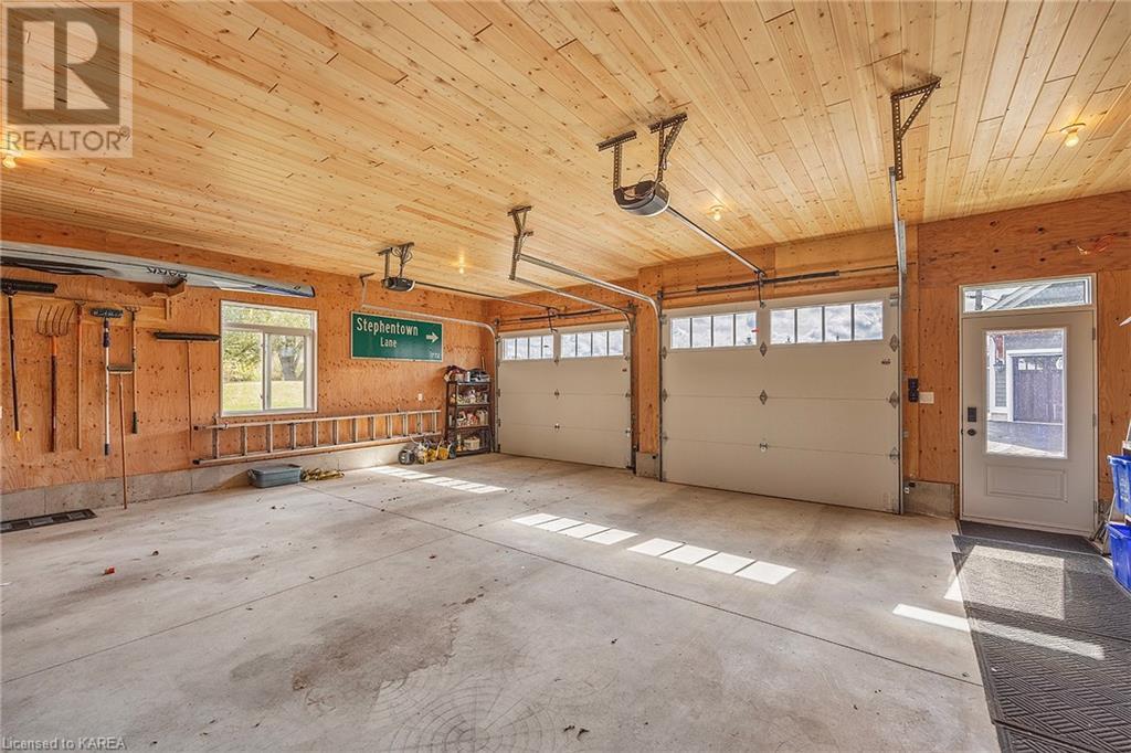 868 STEPHENTOWN Lane